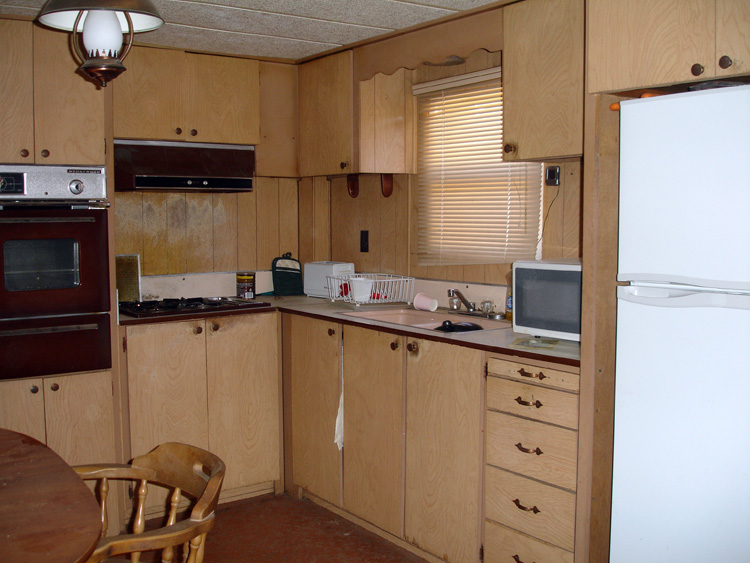 MobileHomeKitchen